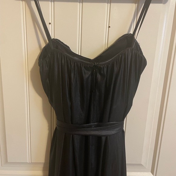 BCBG Maxazria strapless gown - Picture 6 of 8